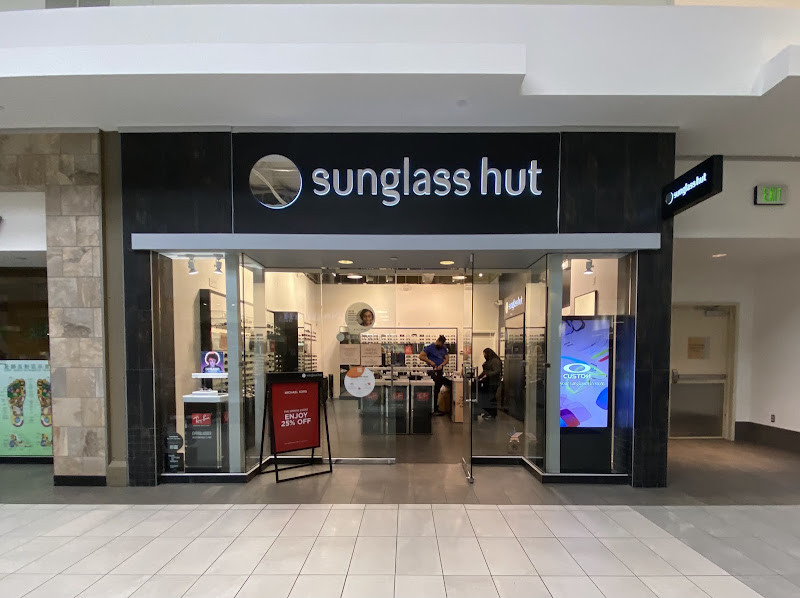 Sunglass Hut