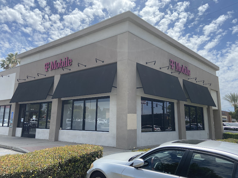 T-Mobile Experience Store