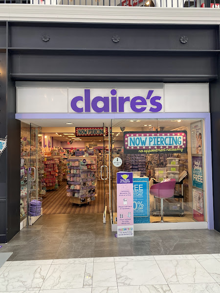 claire's