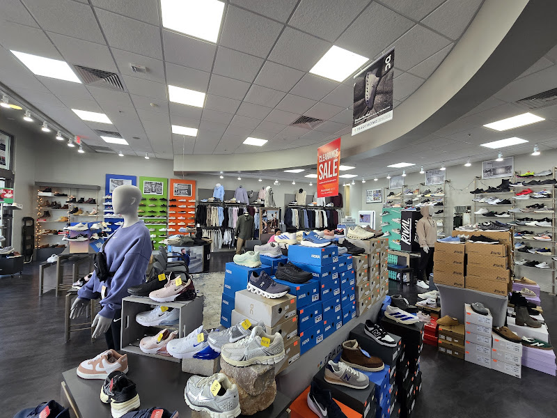 Tradehome Shoes