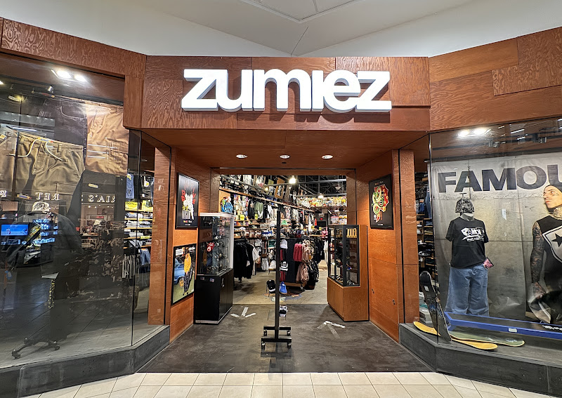 Zumiez