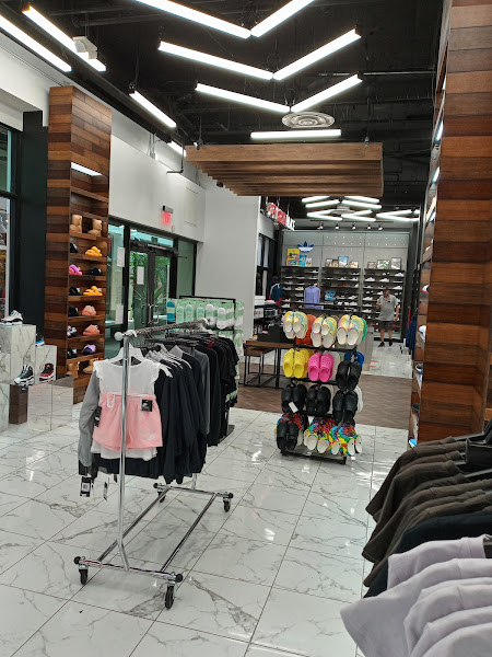 Shoe Palace