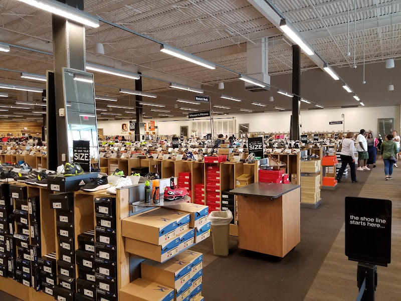 DSW Designer Shoe Warehouse