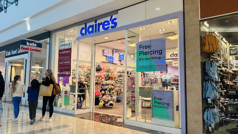 Claire's