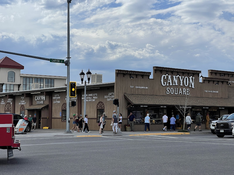Canyon Square
