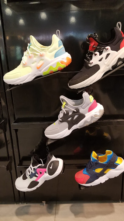 Kids Foot Locker