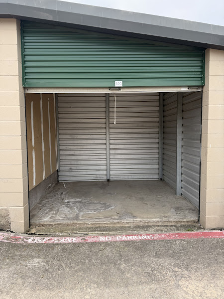 Extra Space Storage