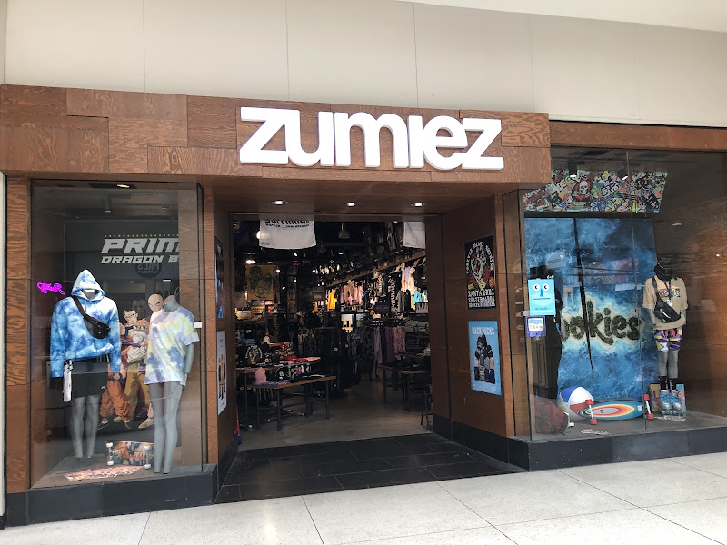 Zumiez