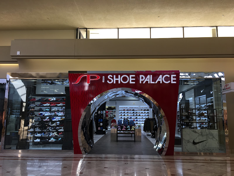 Shoe Palace