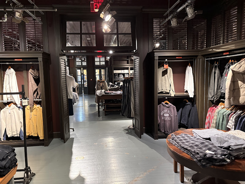 Hollister