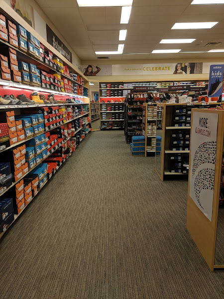 Famous Footwear