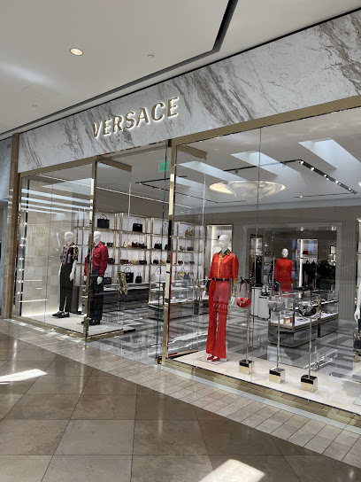 VERSACE