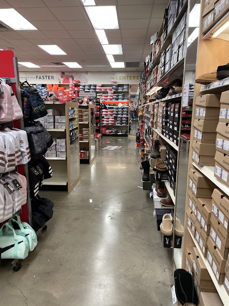 Famous Footwear