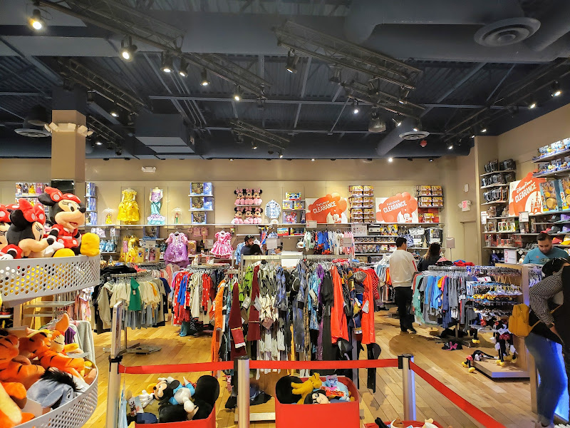 Disney Store Outlet