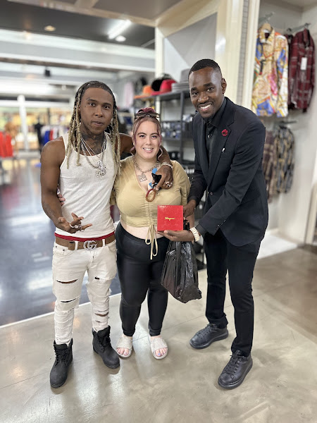M&K suits Florence mall