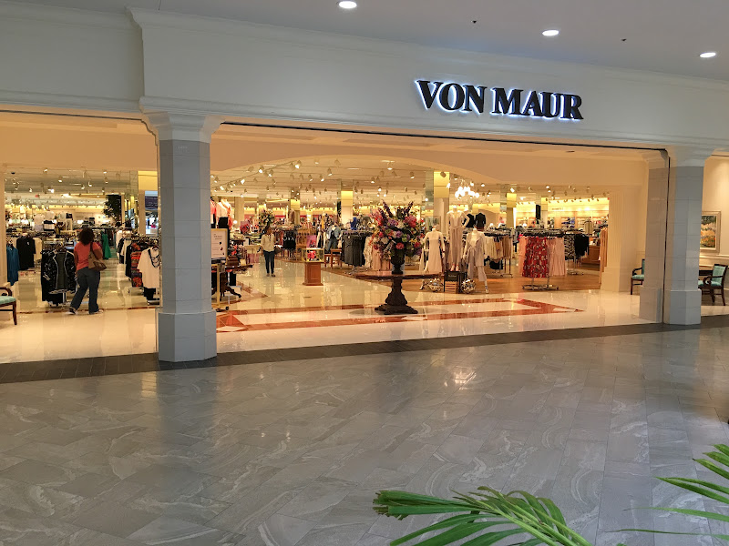 Von Maur