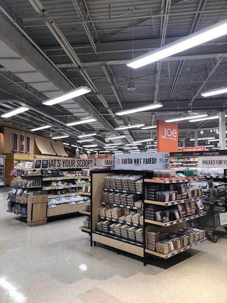 Christine Devaney Towsley, In Store Registered Dietitian, Nutrition Services, Loblaws Merivale