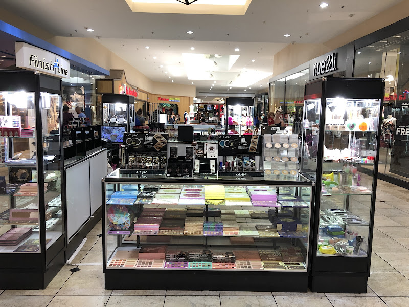 MS JEWELRY AND MAKEUP