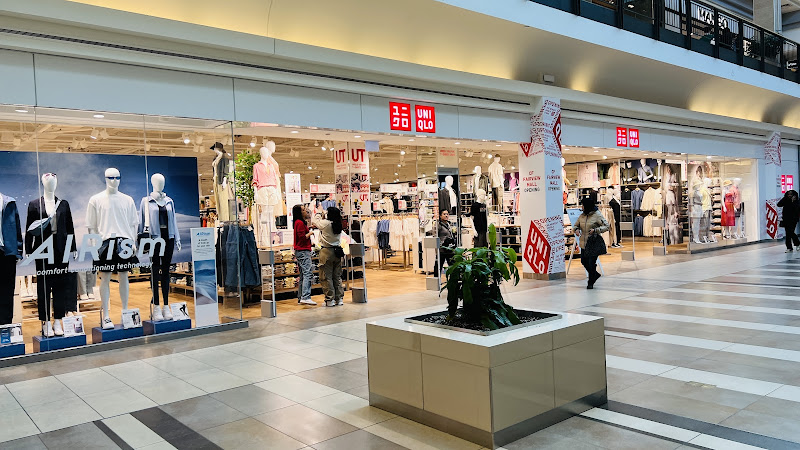 Uniqlo