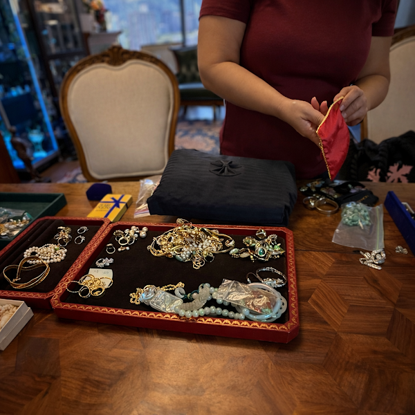 Hawaii Estate & Jewelry Buyers
