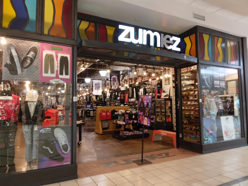 Zumiez