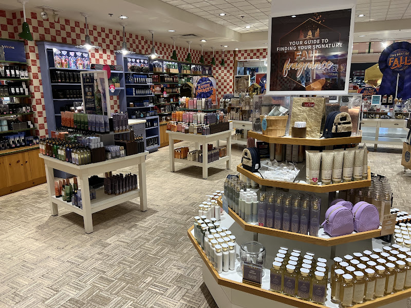 Bath & Body Works