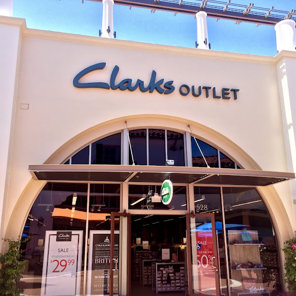 Clarks/Bostonian Outlet