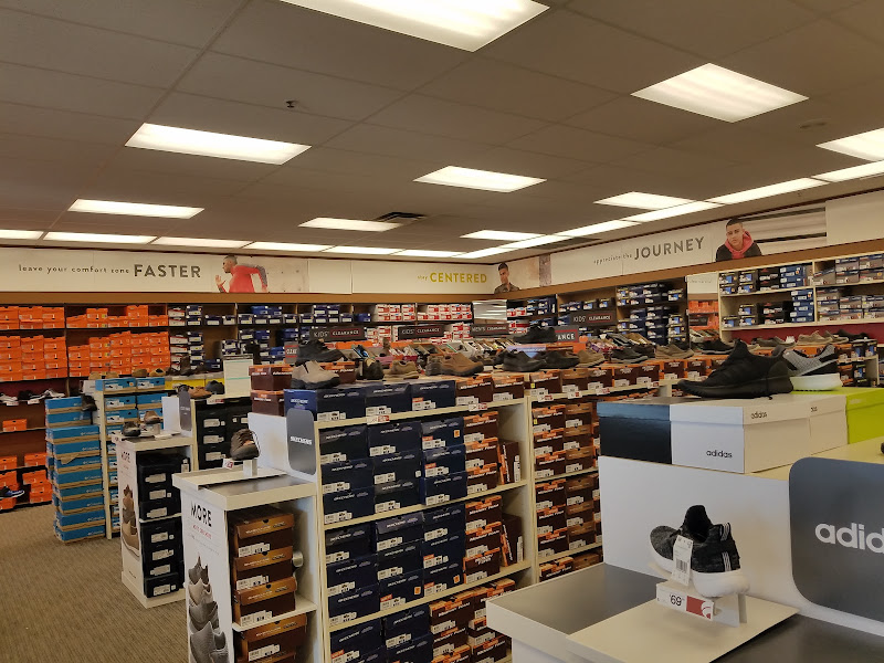 Famous Footwear