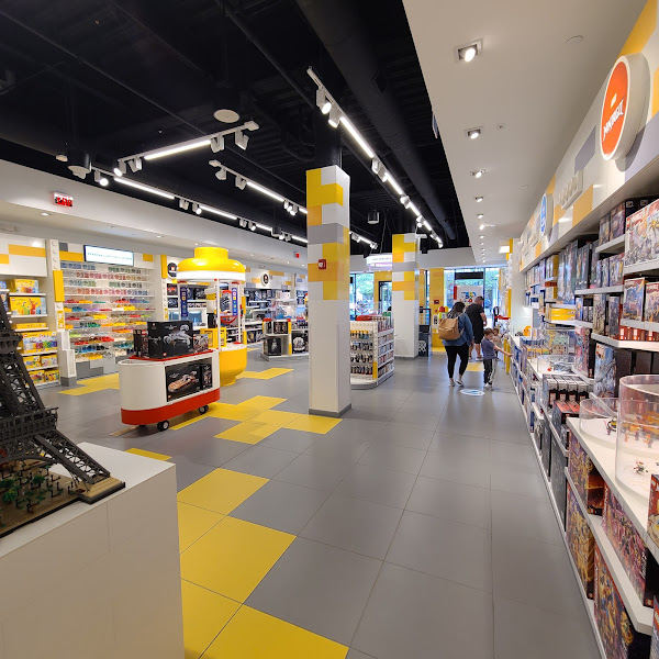 The LEGO® Store Crocker Park
