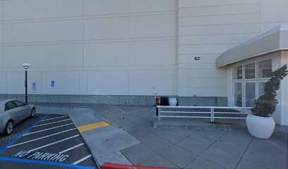 Tesla Stonestown Mall Pop Up