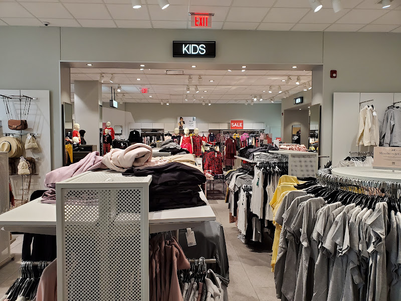 H&M