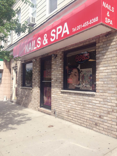 Lavender Nails & Spa