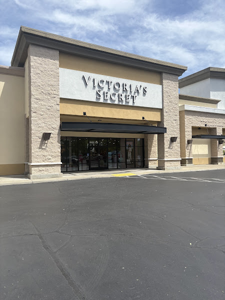 Victoria's Secret & PINK