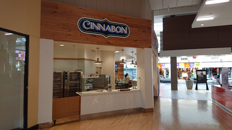 Cinnabon
