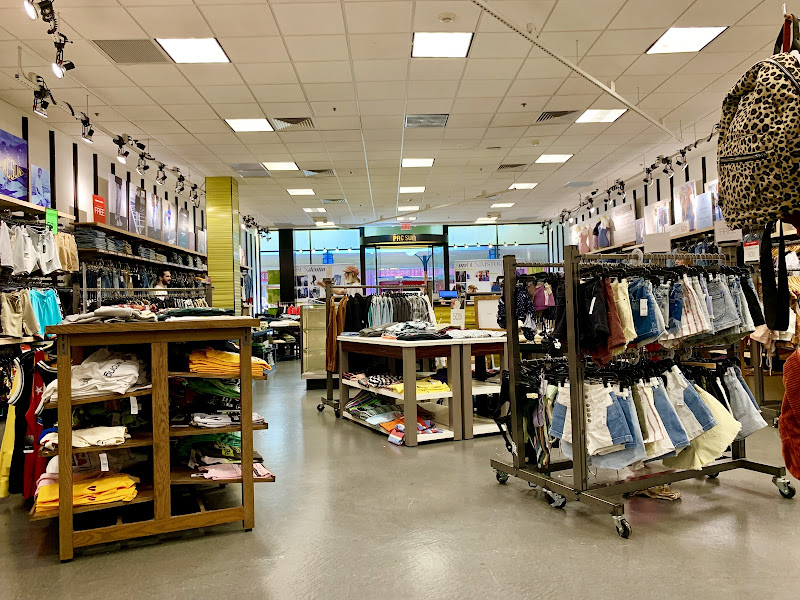 PacSun