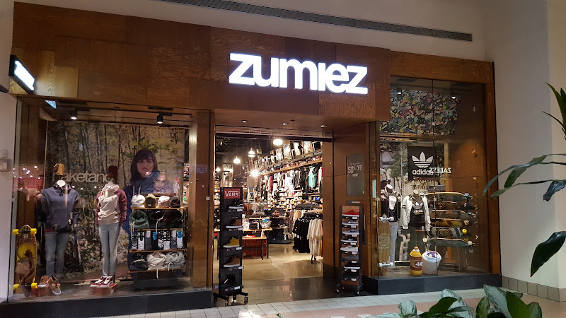 Zumiez
