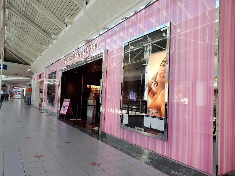 Victoria's Secret & PINK