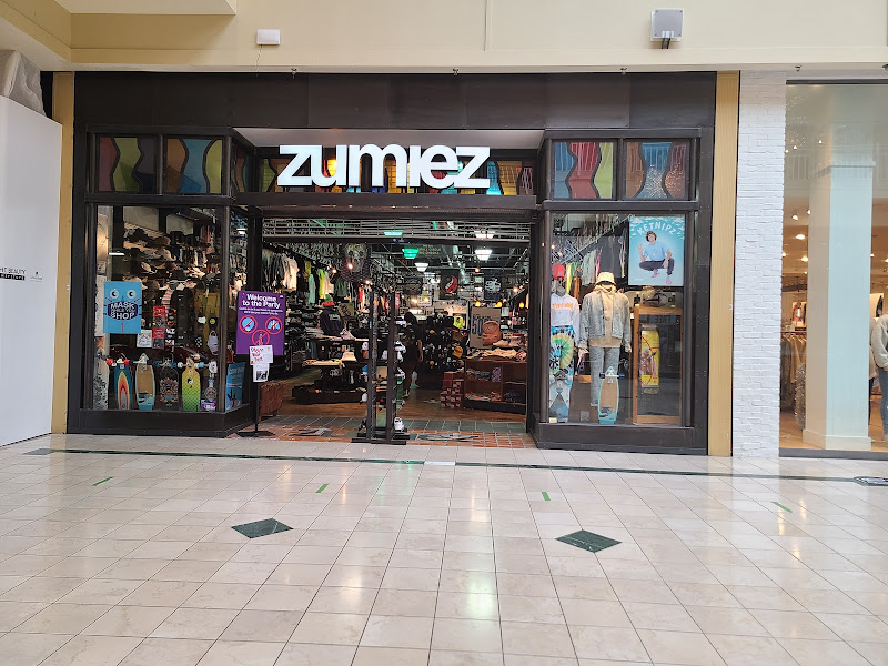 Zumiez
