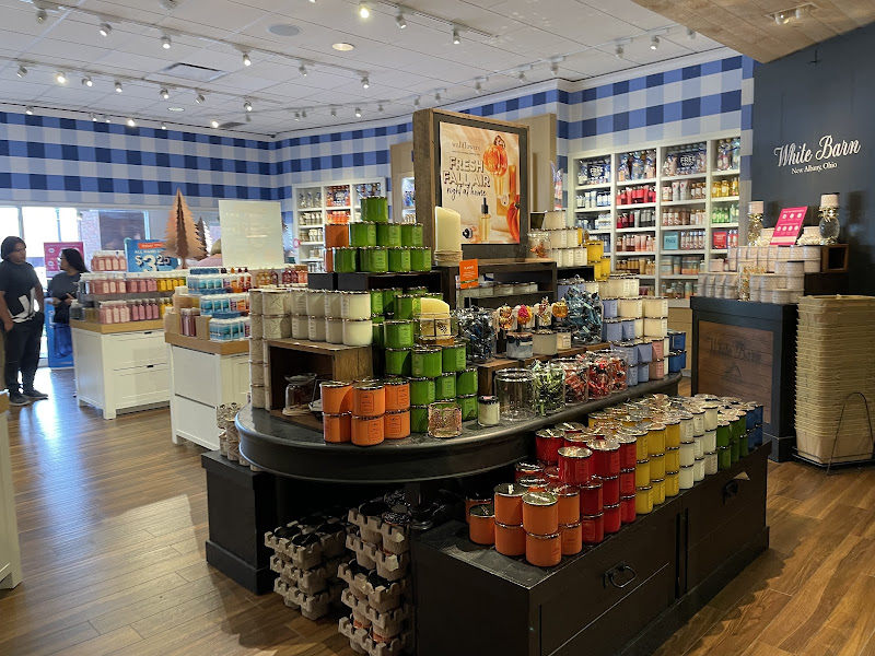 Bath & Body Works