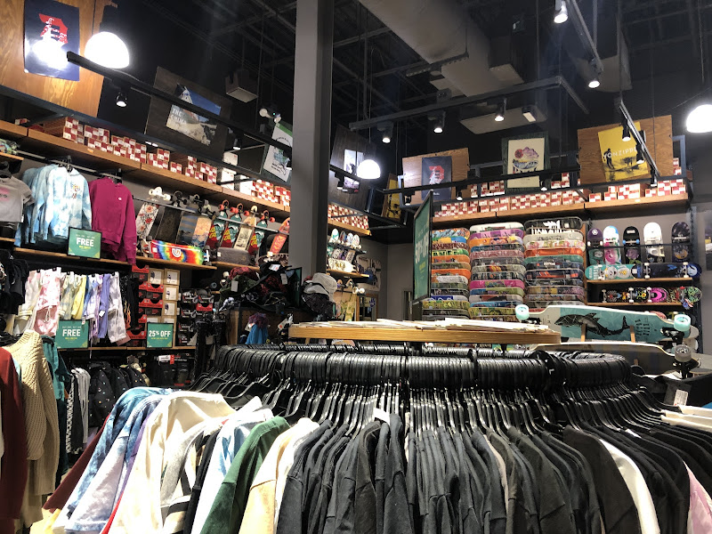 Zumiez