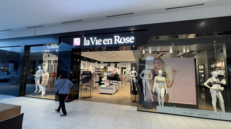 la Vie en Rose Willowbrook Shopping Centre