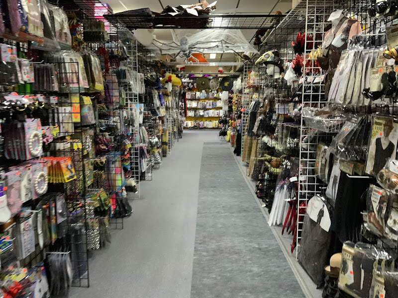 Screamers Costumes Halloween Horror Superstore
