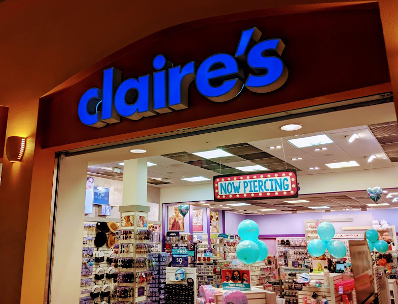 claire's