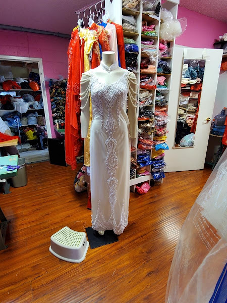 Ao Dai Thanh Thuy