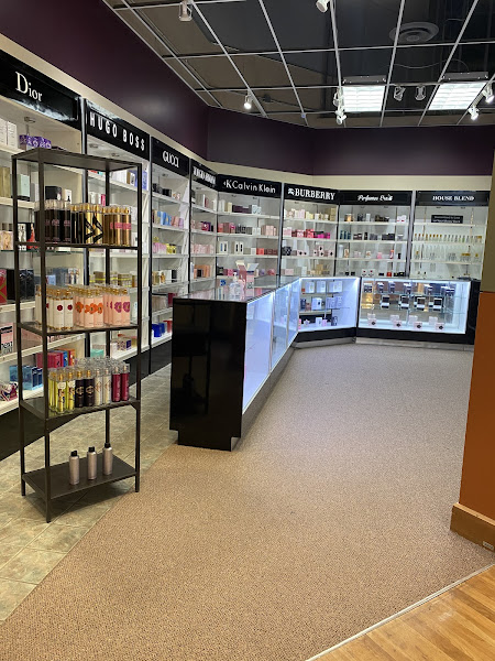 Perfumes Era Great Lakes Crossing Outlets District 3