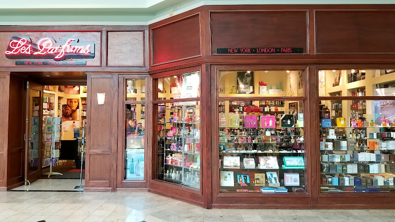 Les Parfums Specialties - Woodland Hills Mall - Upper Level