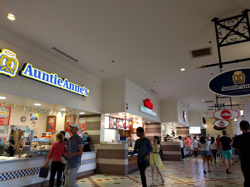 Auntie Anne's