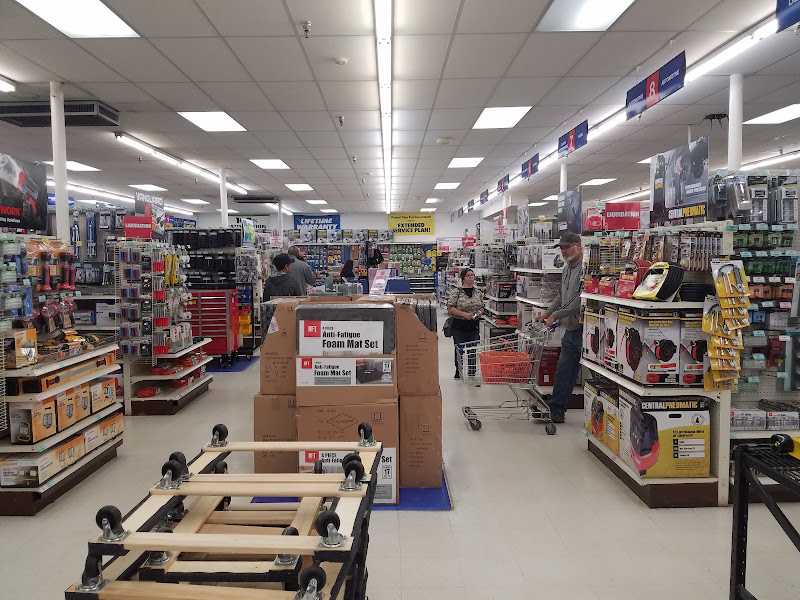Harbor Freight Tools