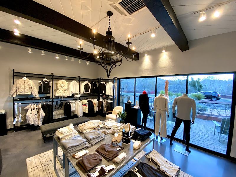 Scott Grace Women’s Boutique | Elegant Women’s Apparel