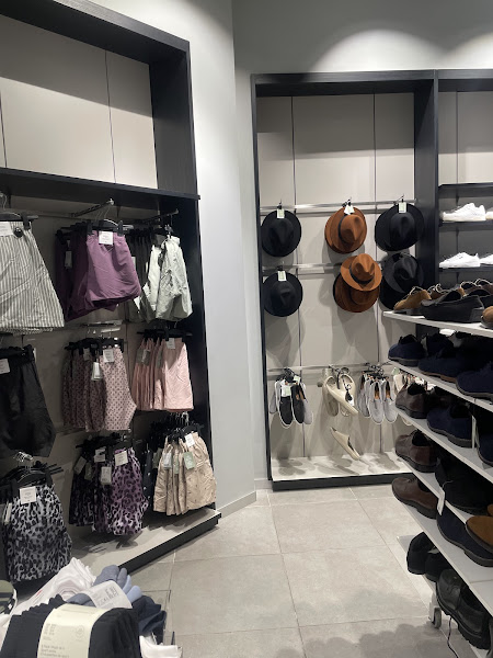 H&M
